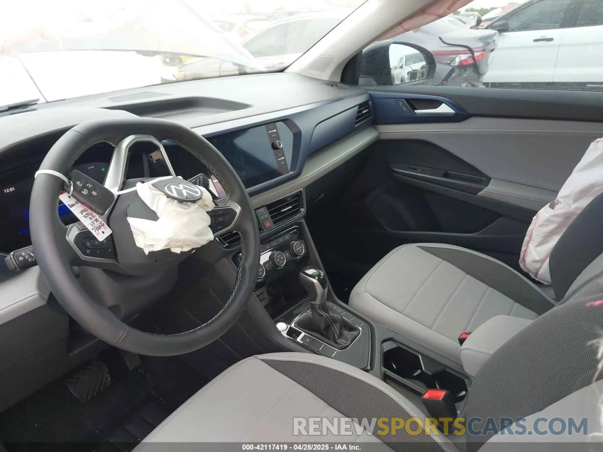 5 fotografías del automóvil dañado 3VVSX7B27RM064253 VOLKSWAGEN TAOS 2024
