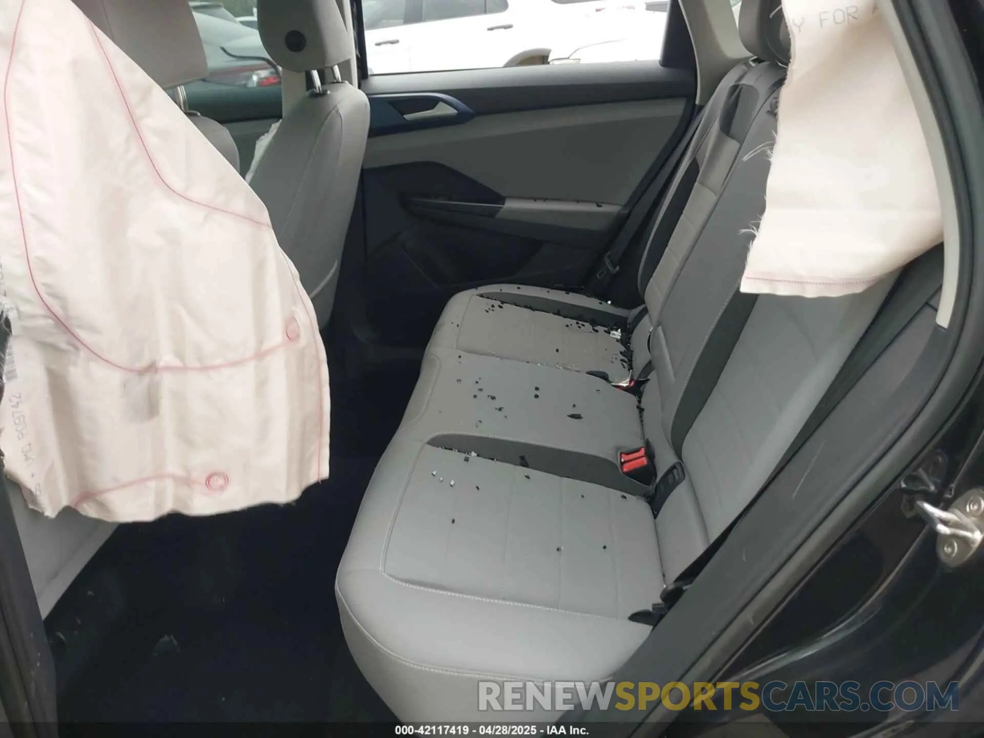 8 fotografías del automóvil dañado 3VVSX7B27RM064253 VOLKSWAGEN TAOS 2024