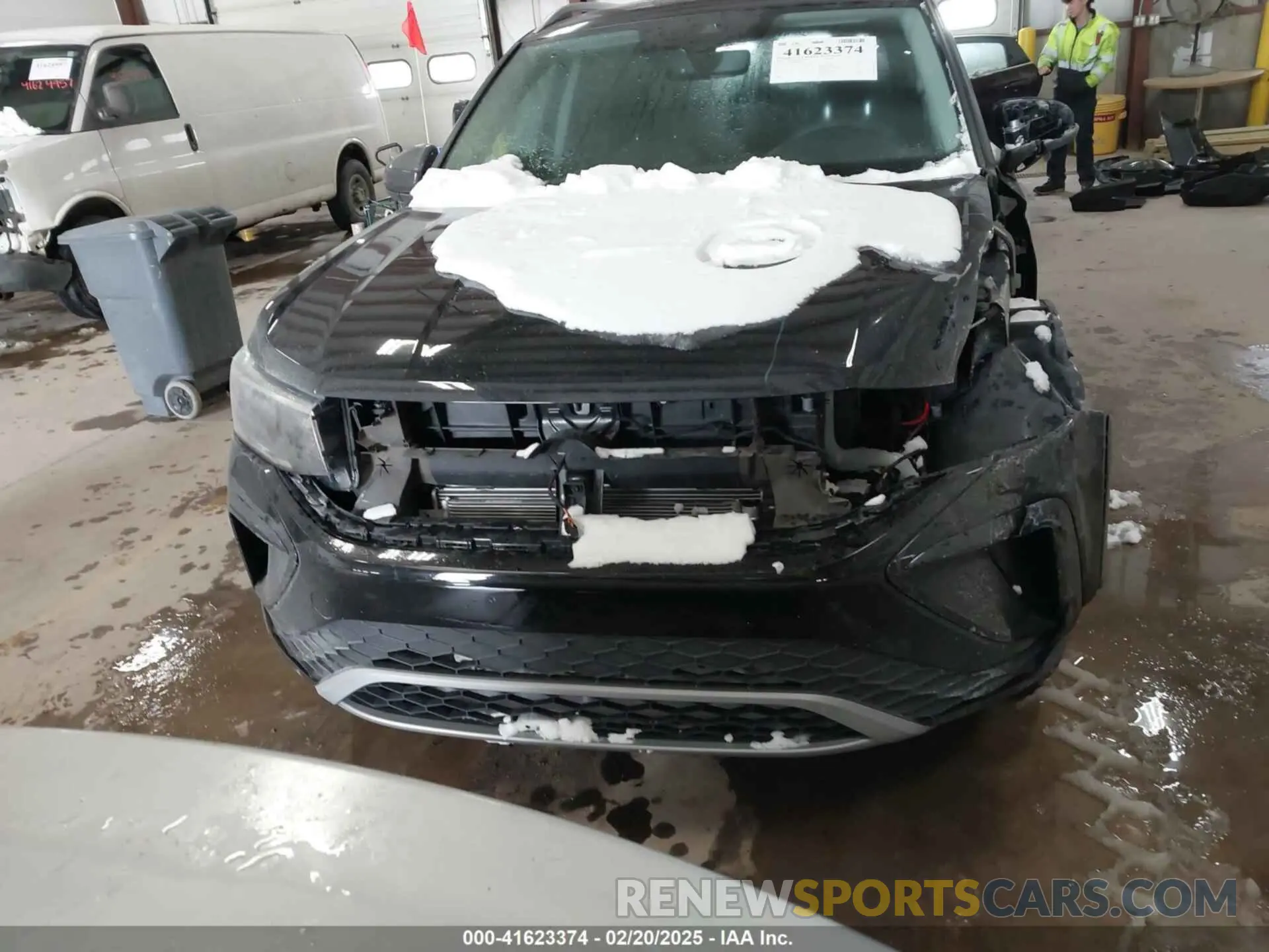 13 fotografías del automóvil dañado 3VVUX7B24RM044079 VOLKSWAGEN TAOS 2024