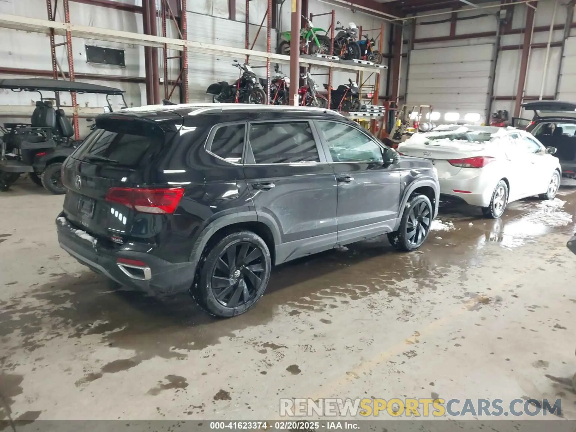 4 fotografías del automóvil dañado 3VVUX7B24RM044079 VOLKSWAGEN TAOS 2024