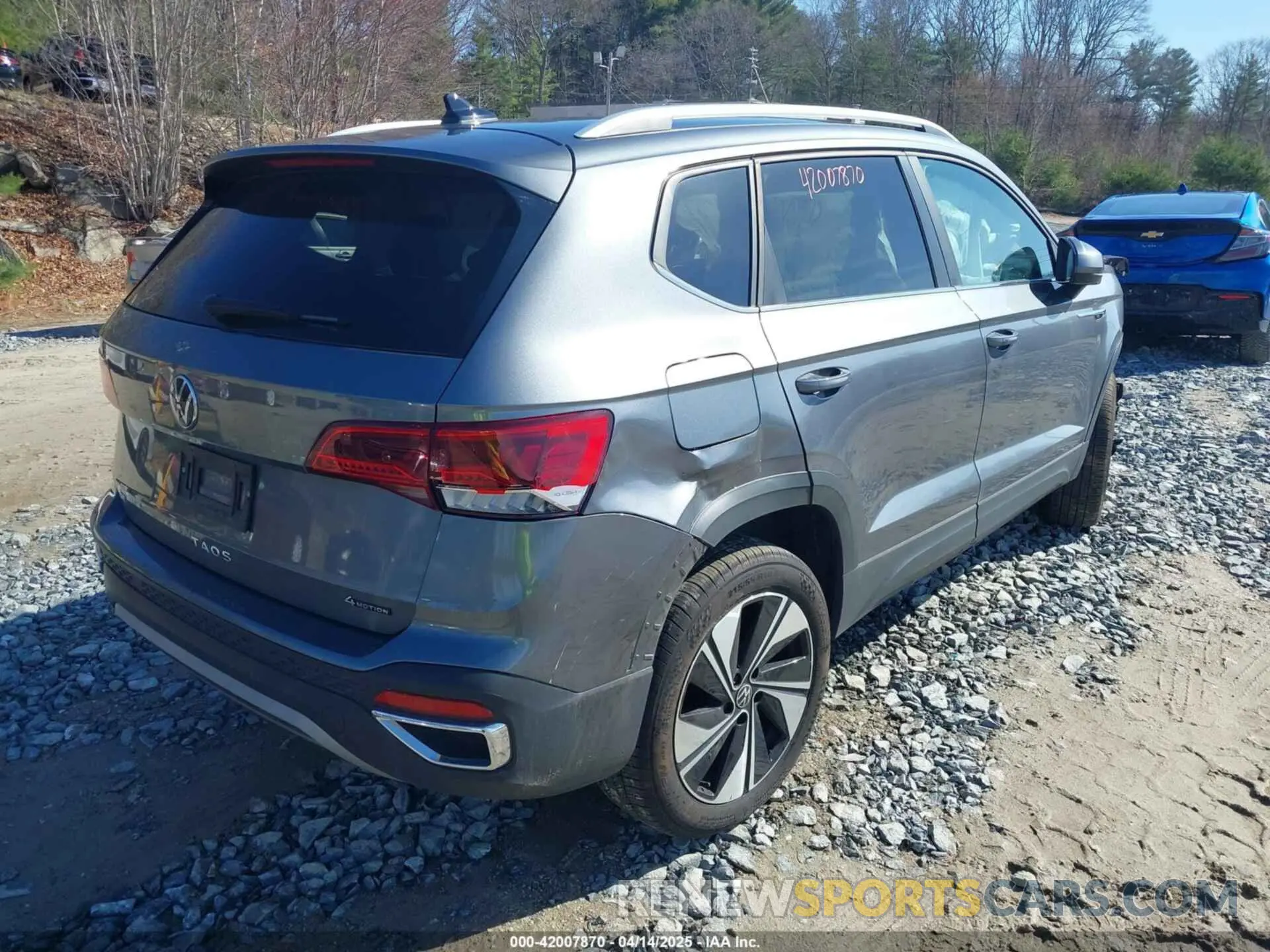 4 fotografías del automóvil dañado 3VVVX7B20RM040650 VOLKSWAGEN TAOS 2024