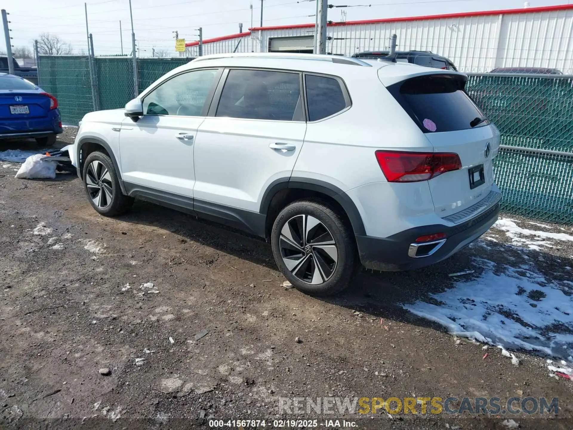 3 fotografías del automóvil dañado 3VVVX7B23RM061220 VOLKSWAGEN TAOS 2024