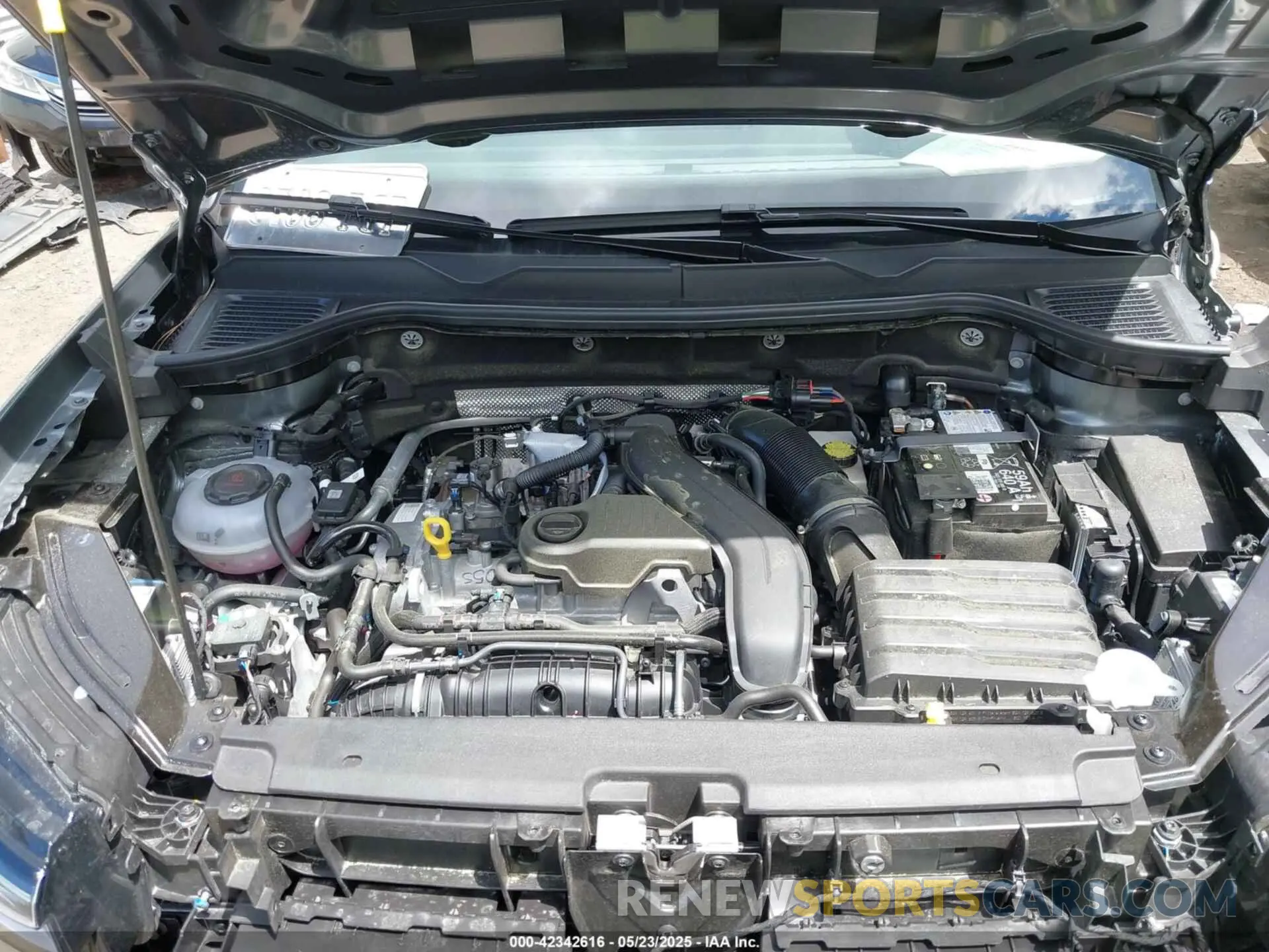 10 fotografías del automóvil dañado 3VV5C7B23SM012634 VOLKSWAGEN TAOS 2025