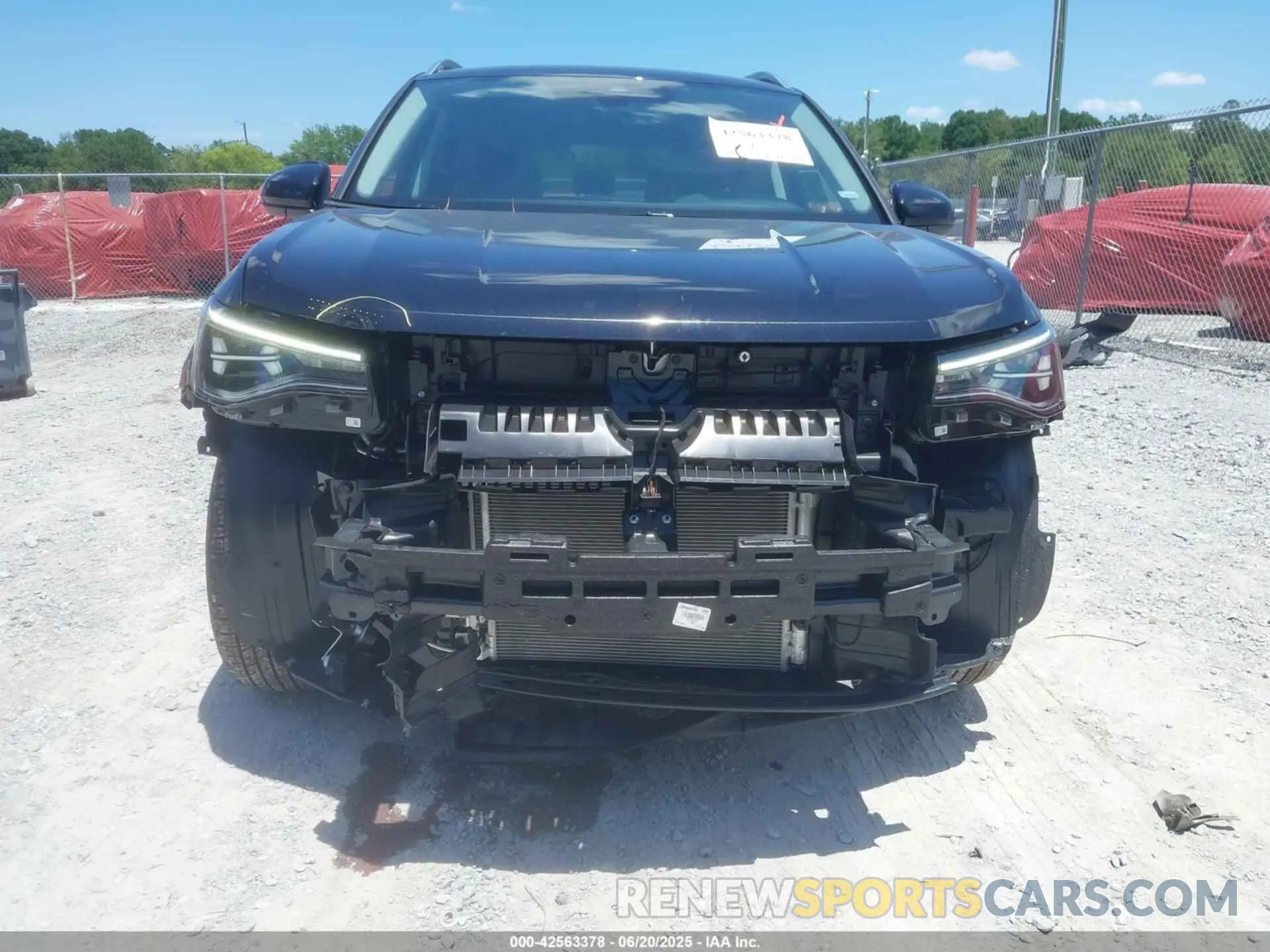 18 fotografías del automóvil dañado 3VVUC7B21SM044655 VOLKSWAGEN TAOS 2025