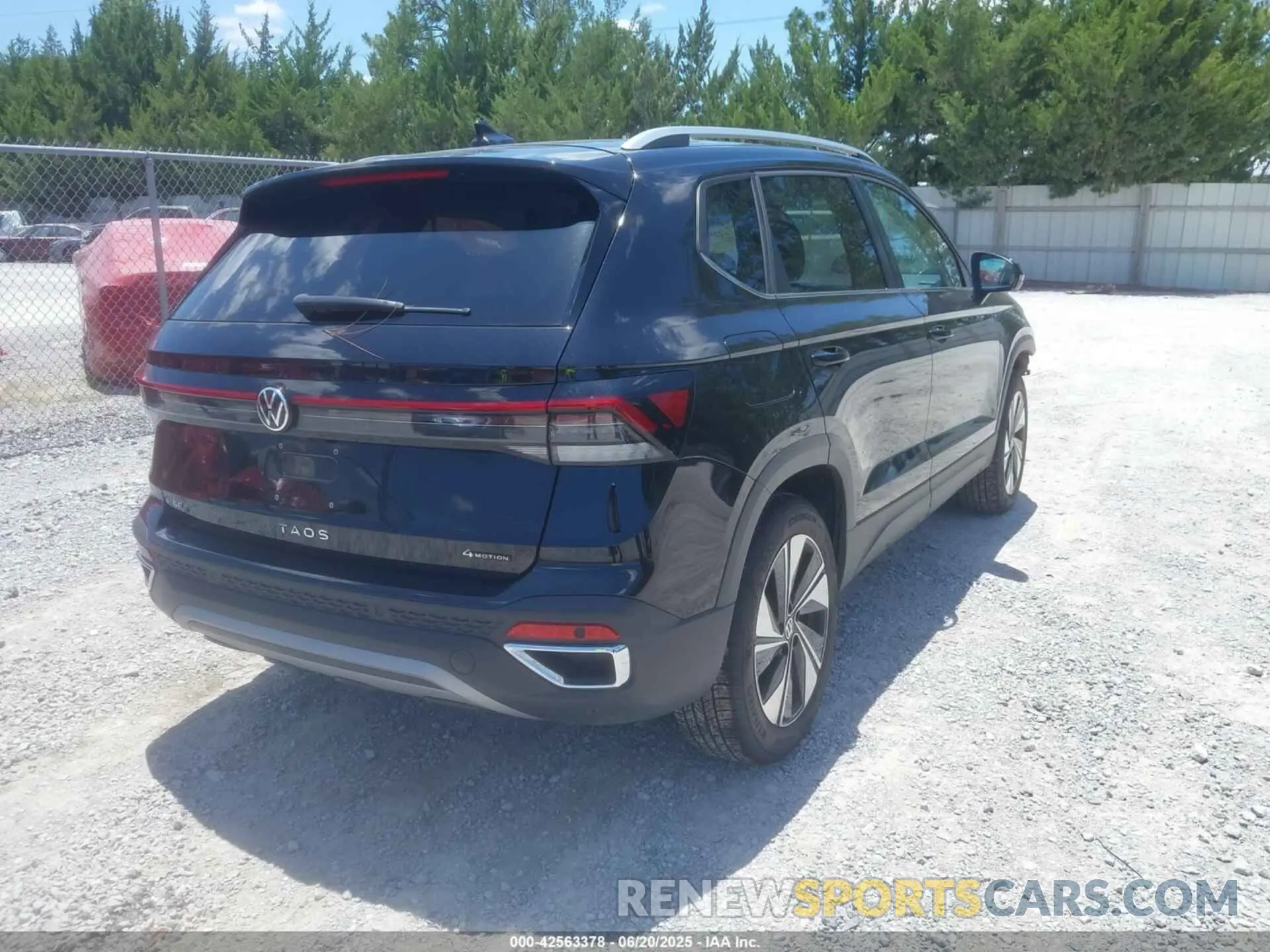 4 fotografías del automóvil dañado 3VVUC7B21SM044655 VOLKSWAGEN TAOS 2025