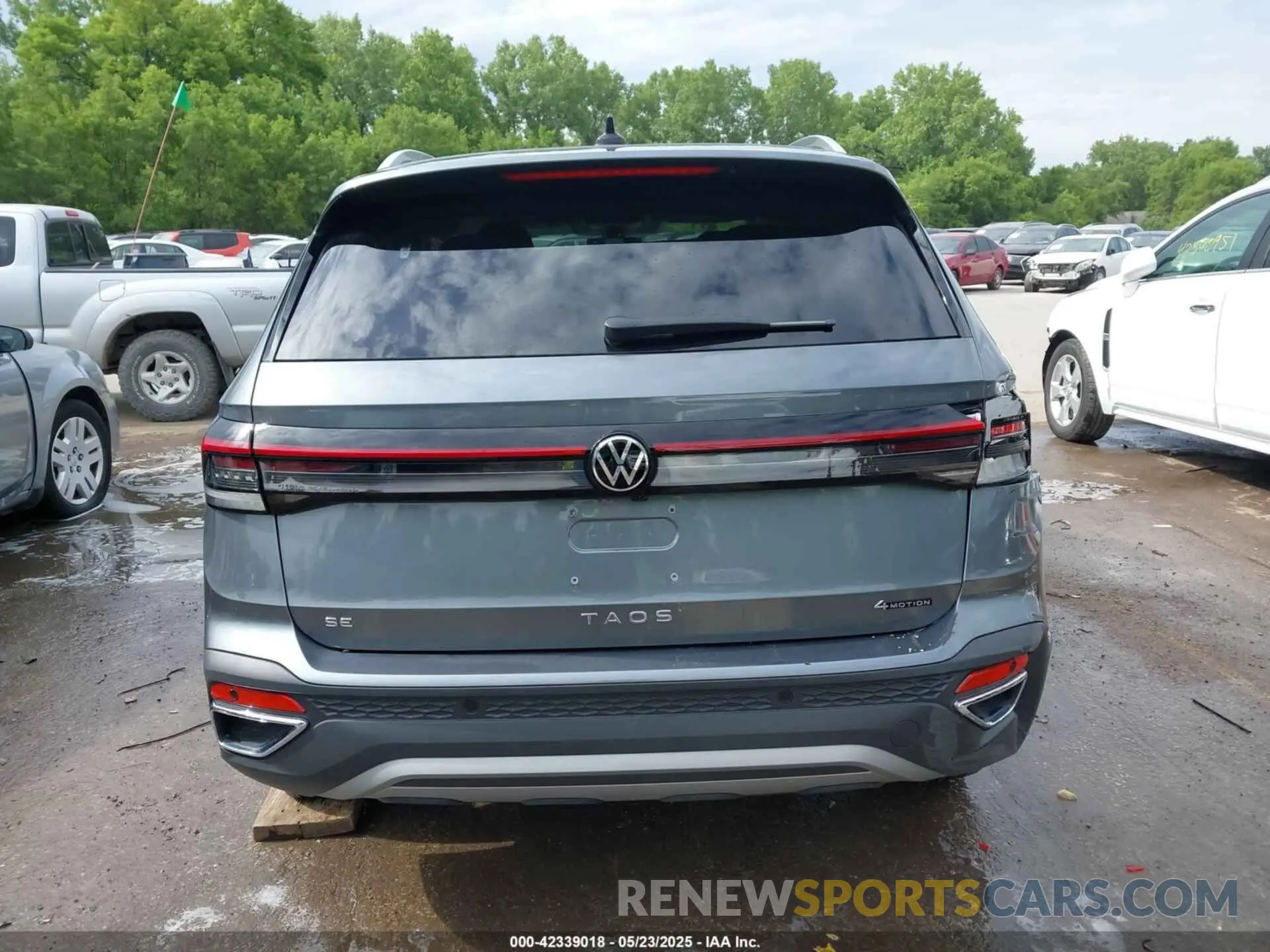 16 fotografías del automóvil dañado 3VVUC7B23SM006148 VOLKSWAGEN TAOS 2025