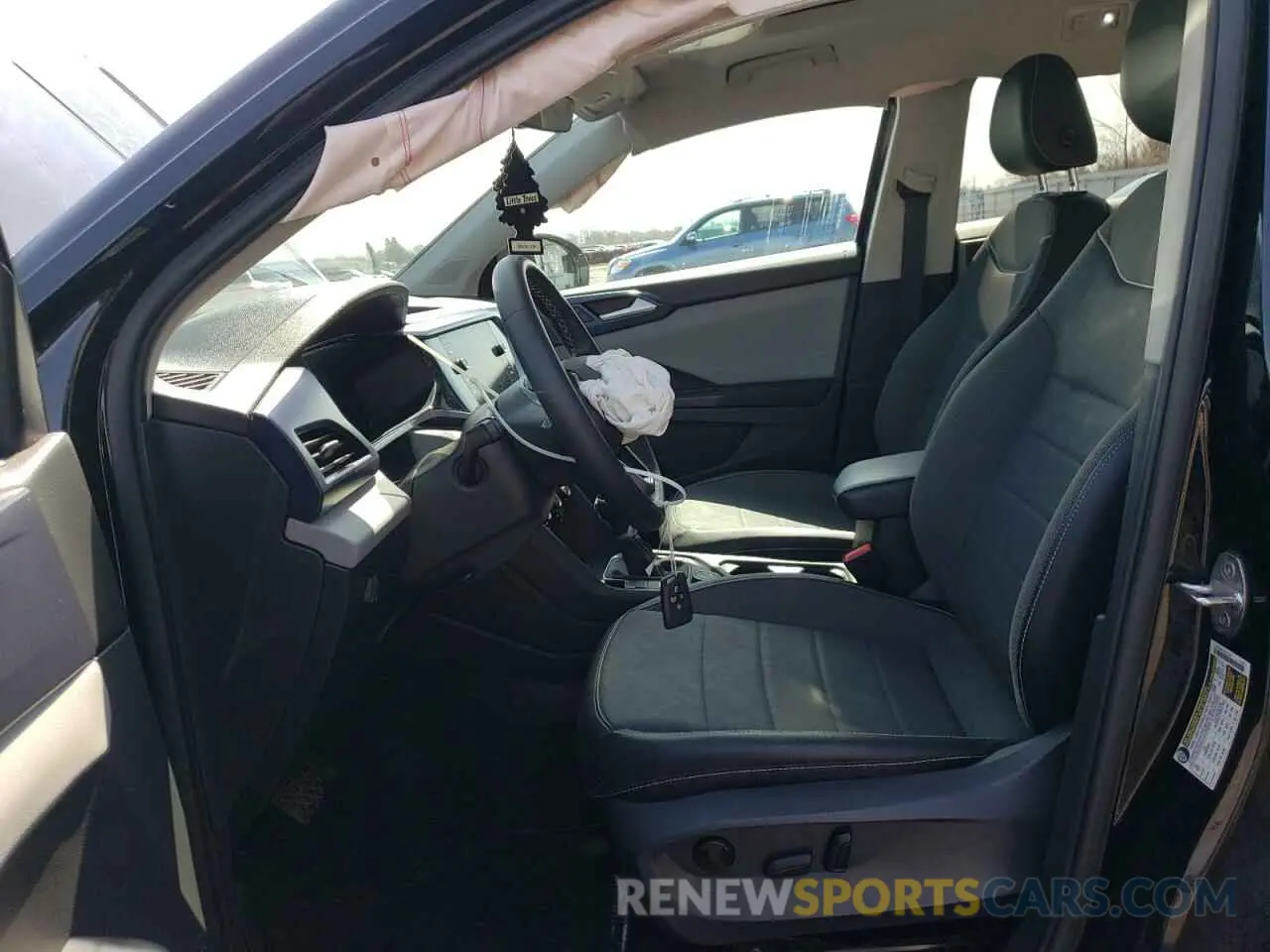 7 fotografías del automóvil dañado 3VV7X7B2XPM316144 VOLKSWAGEN TAOS COMFO 2023