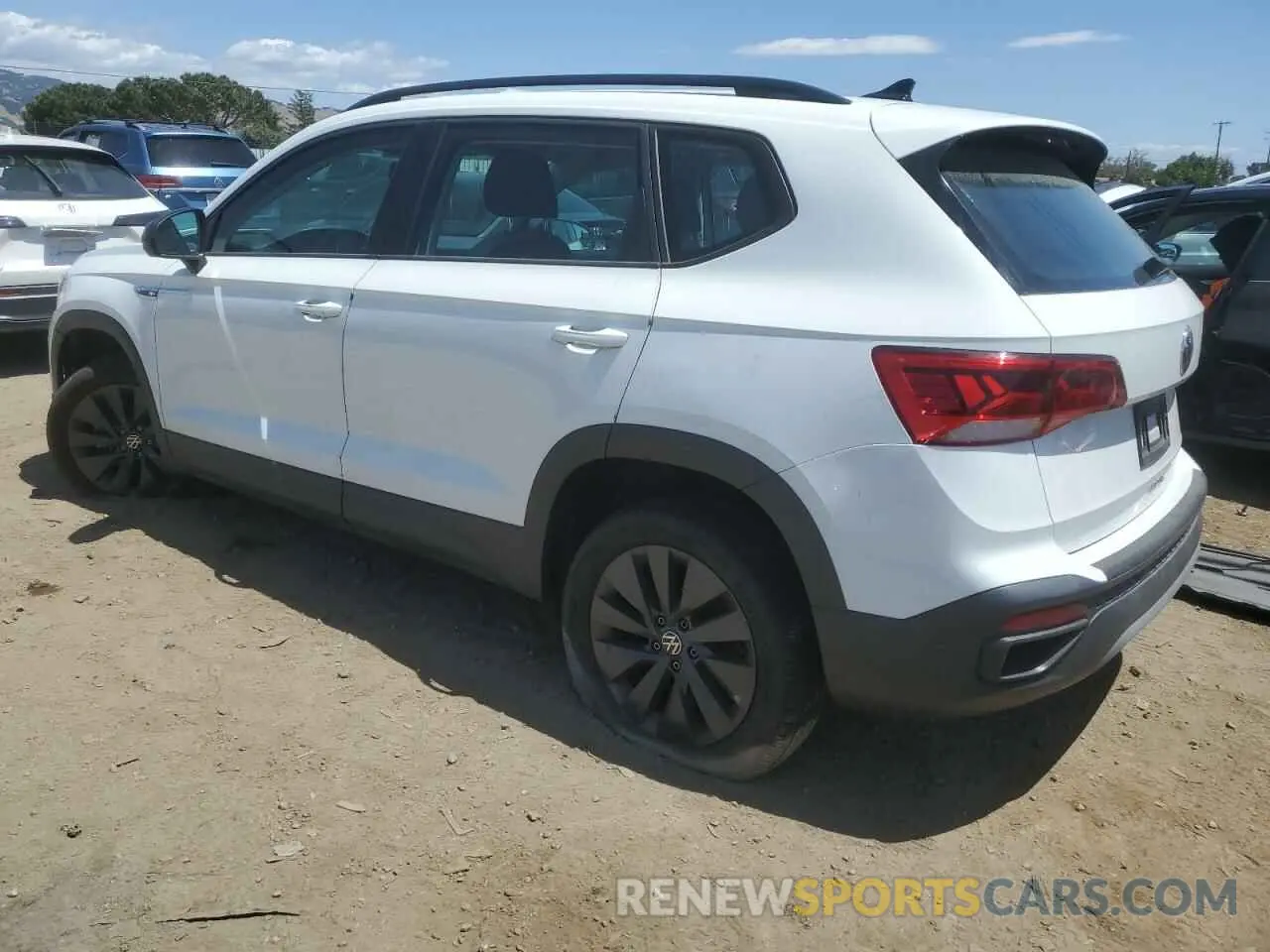 2 fotografías del automóvil dañado 3VVCX7B24NM022993 VOLKSWAGEN TAOS S 2022