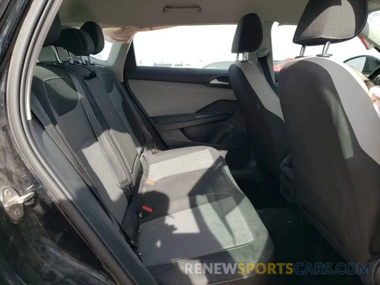 12 fotografías del automóvil dañado 3VVDX7B23NM044102 VOLKSWAGEN TAOS S 2022