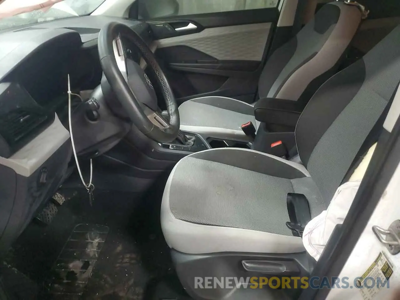 7 fotografías del automóvil dañado 3VVCX7B23PM331454 VOLKSWAGEN TAOS S 2023