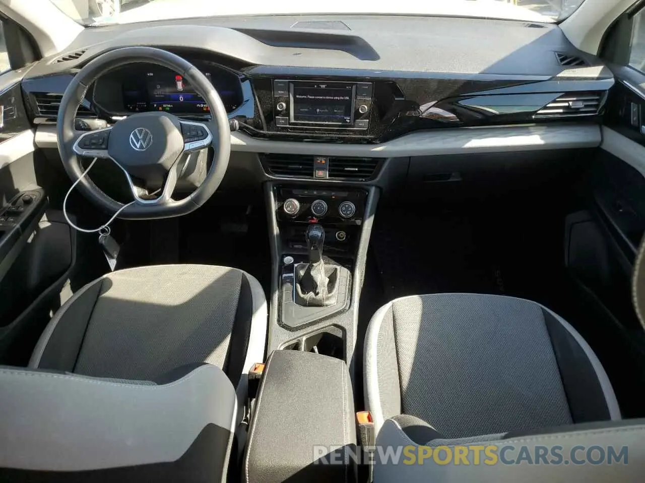 8 fotografías del automóvil dañado 3VVCX7B24PM307678 VOLKSWAGEN TAOS S 2023