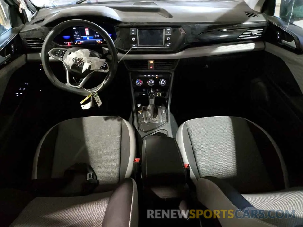 8 fotografías del automóvil dañado 3VVDX7B20PM319931 VOLKSWAGEN TAOS S 2023
