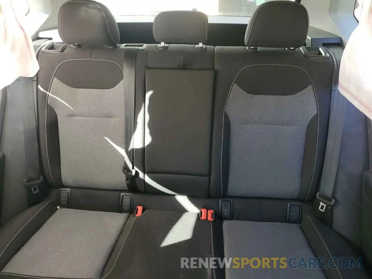 10 fotografías del automóvil dañado 3VVDX7B20PM358485 VOLKSWAGEN TAOS S 2023