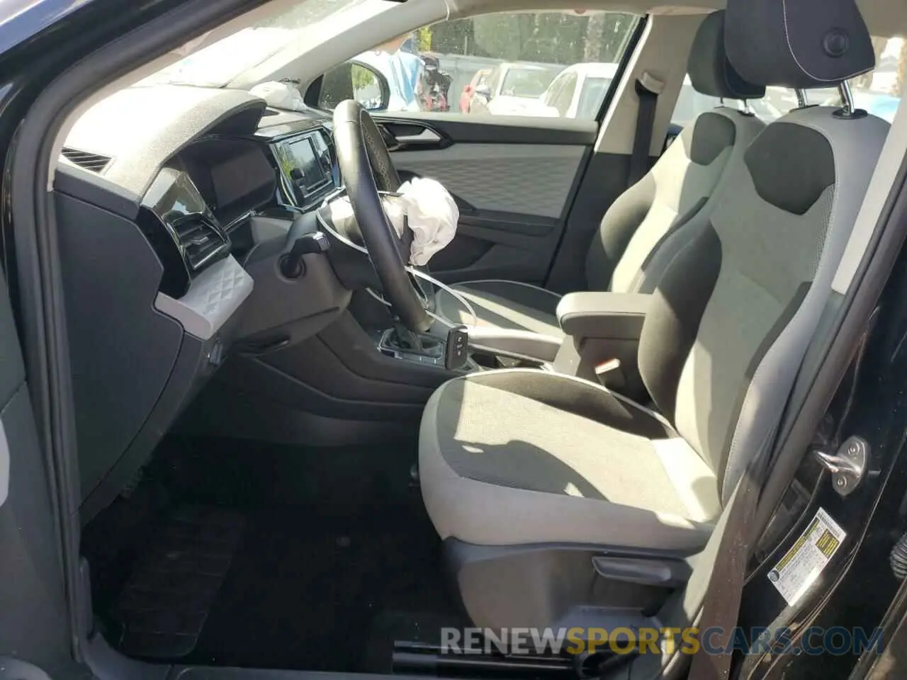 7 fotografías del automóvil dañado 3VV5X7B21RM058557 VOLKSWAGEN TAOS S 2024