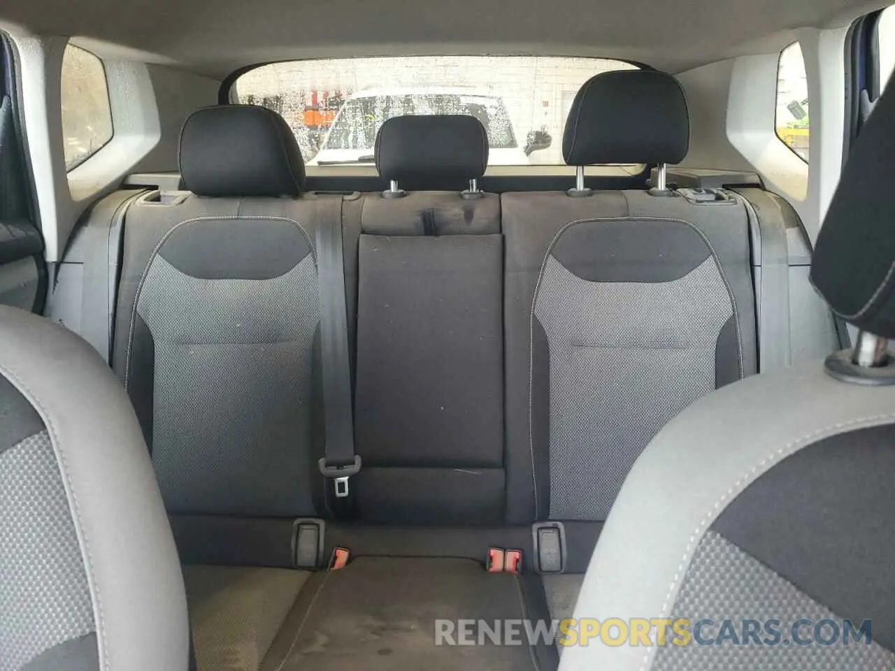 10 fotografías del automóvil dañado 3VV5X7B21RM119857 VOLKSWAGEN TAOS S 2024