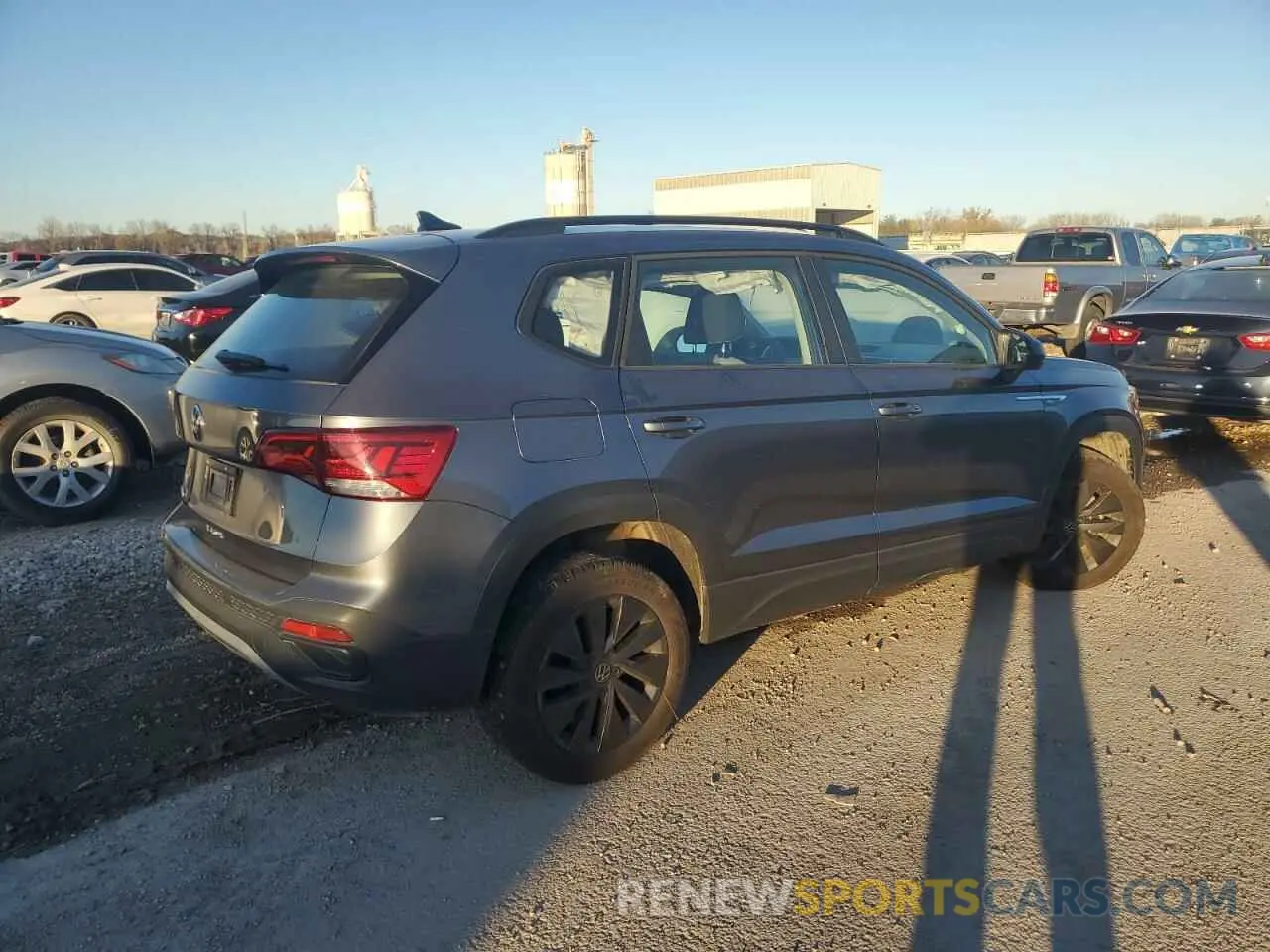 3 fotografías del automóvil dañado 3VV5X7B22RM008315 VOLKSWAGEN TAOS S 2024