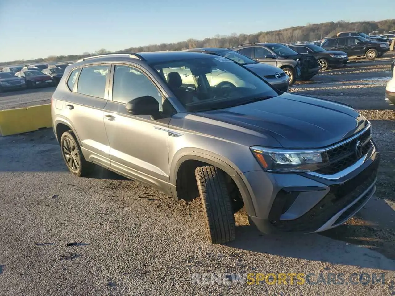 4 fotografías del automóvil dañado 3VV5X7B22RM008315 VOLKSWAGEN TAOS S 2024
