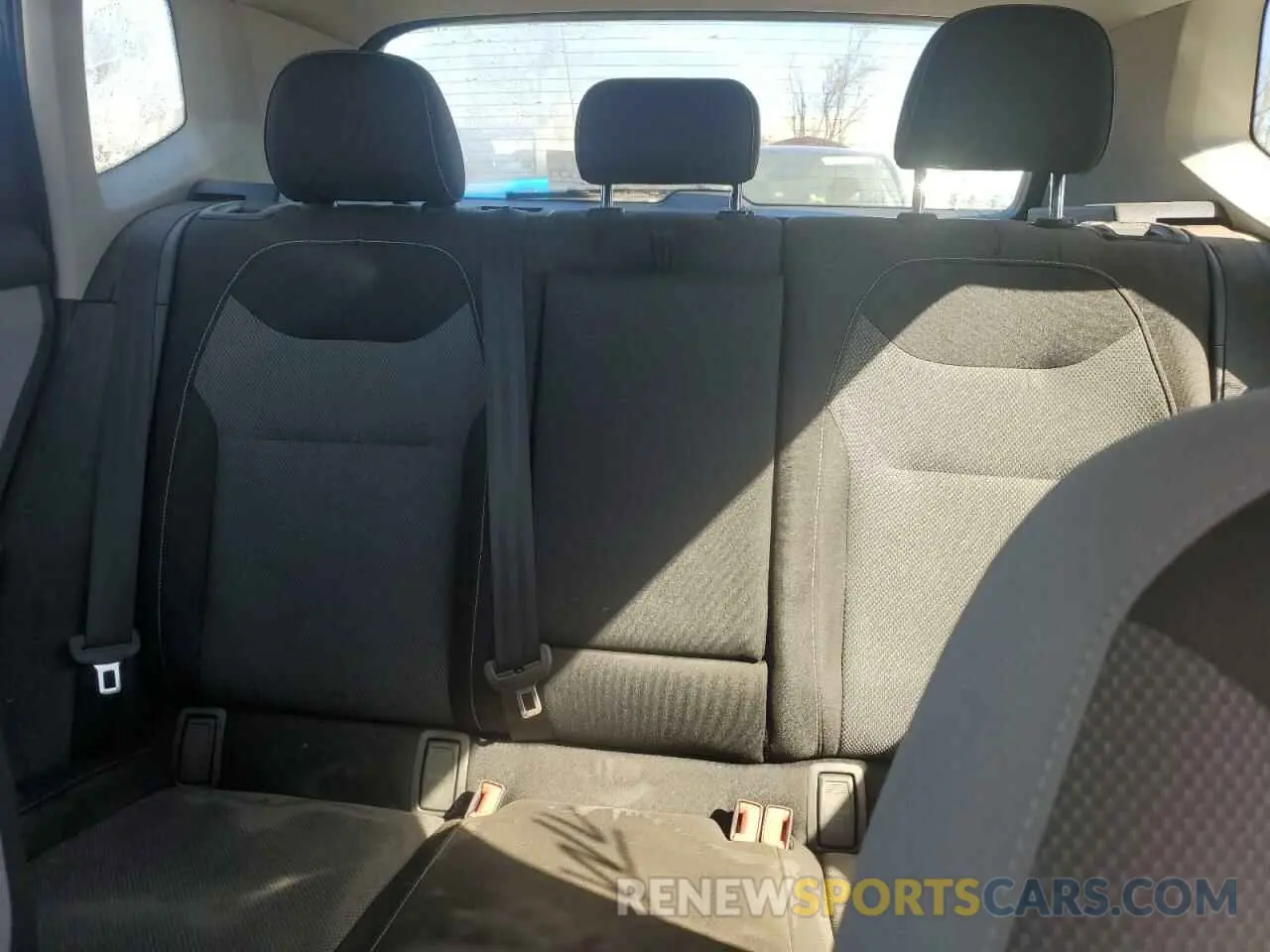 10 fotografías del automóvil dañado 3VV8X7B2XRM120650 VOLKSWAGEN TAOS S 2024