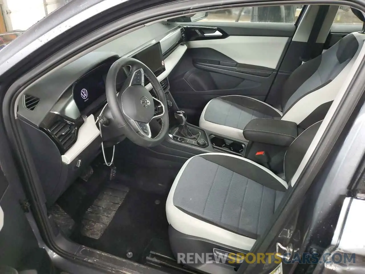 7 fotografías del automóvil dañado 3VV8C7B21SM004612 VOLKSWAGEN TAOS S 2025