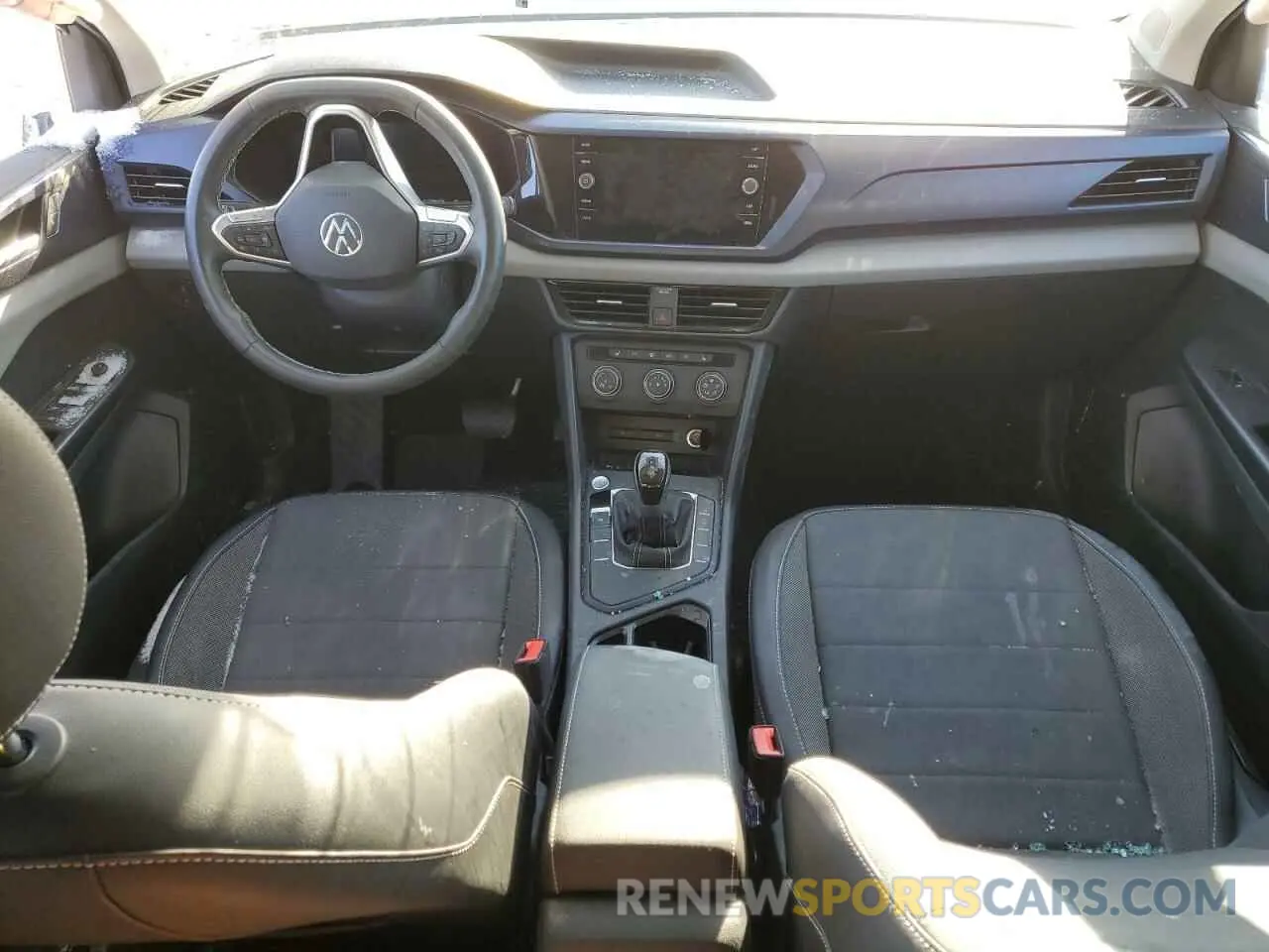 8 fotografías del automóvil dañado 3VVSX7B24NM060476 VOLKSWAGEN TAOS SE 2022