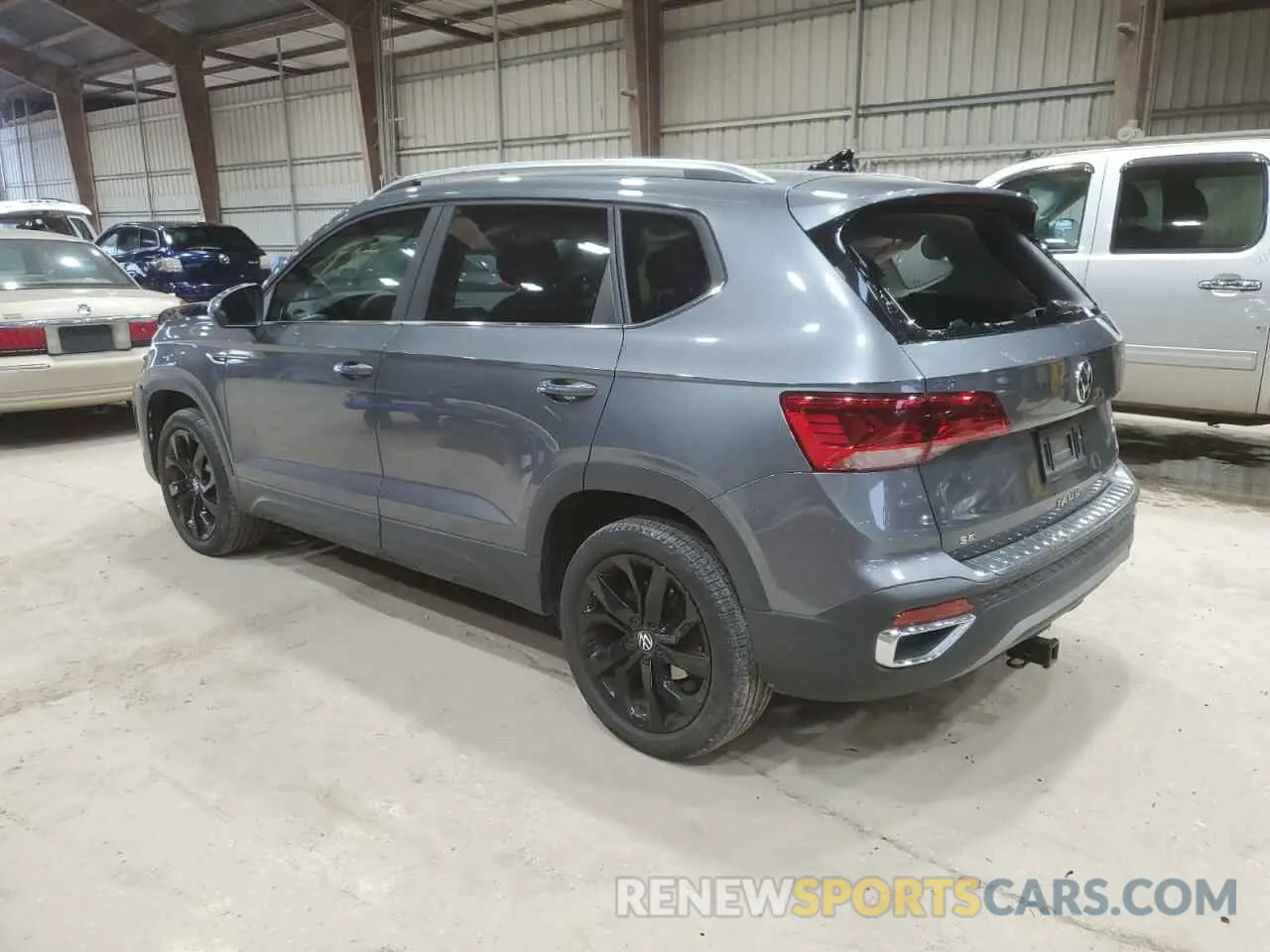 2 fotografías del automóvil dañado 3VVTX7B25NM050964 VOLKSWAGEN TAOS SE 2022