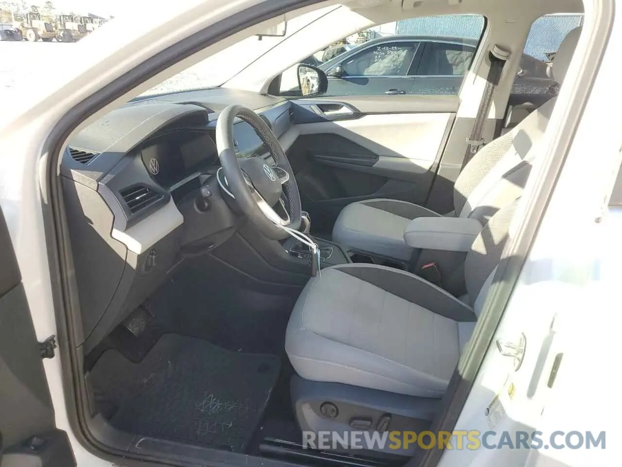7 fotografías del automóvil dañado 3VVTX7B25NM095693 VOLKSWAGEN TAOS SE 2022