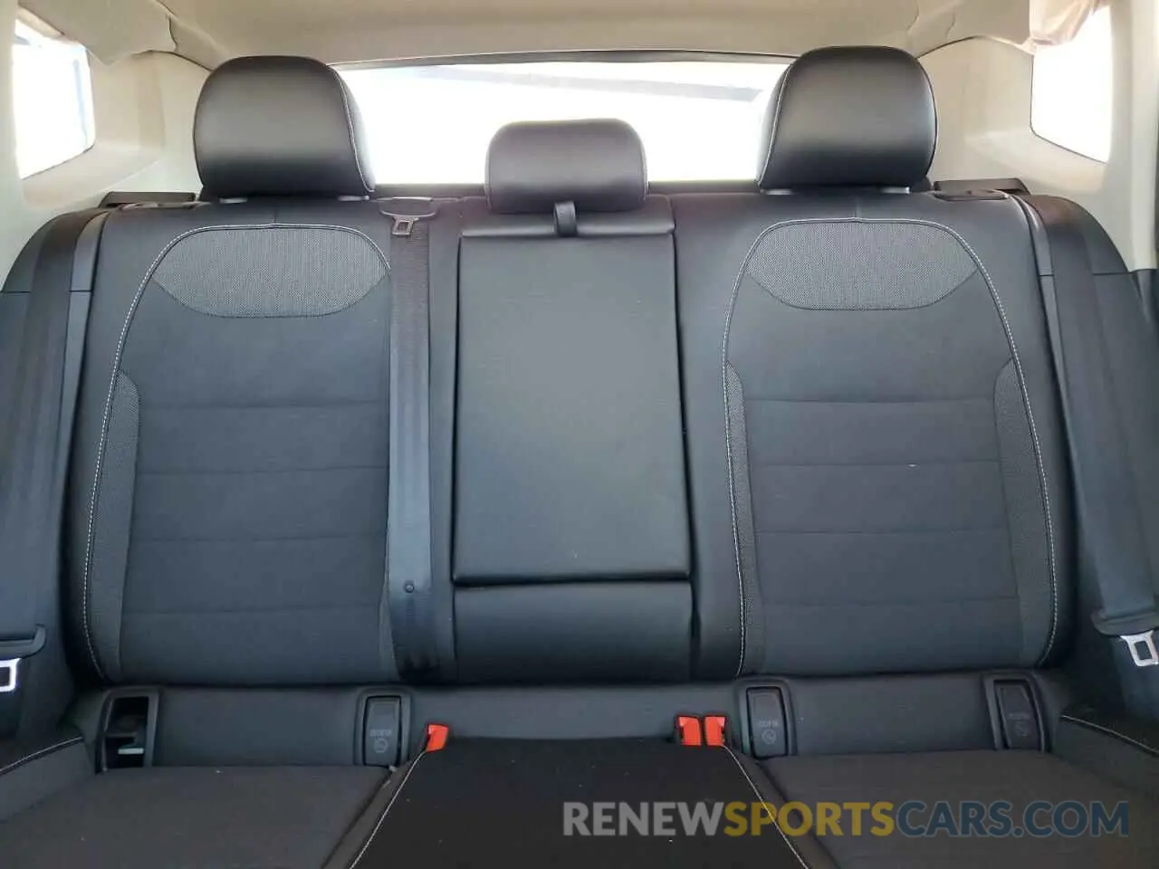 10 fotografías del automóvil dañado 3VVWX7B22NM046237 VOLKSWAGEN TAOS SE 2022