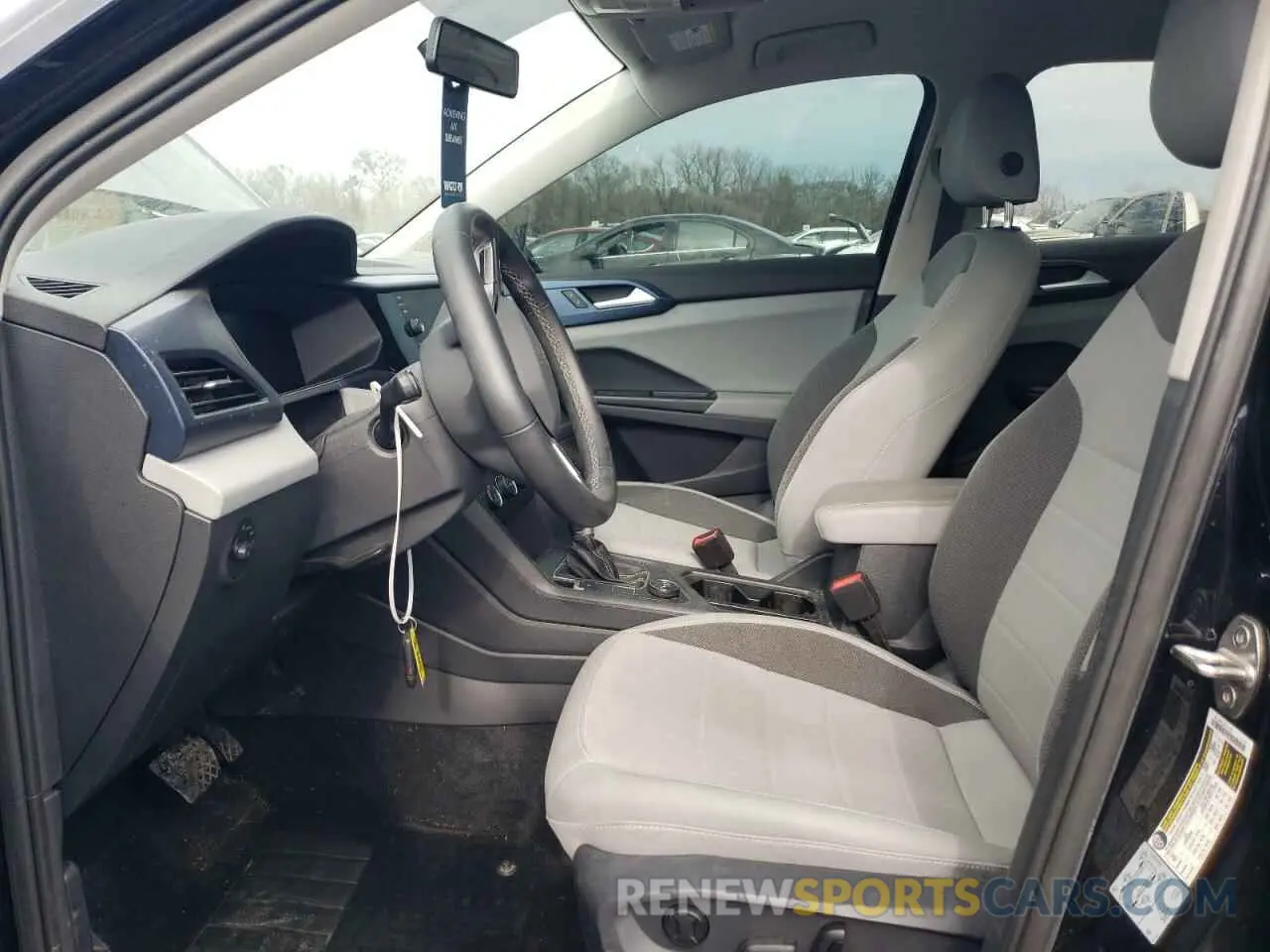 7 fotografías del automóvil dañado 3VVWX7B25NM032428 VOLKSWAGEN TAOS SE 2022