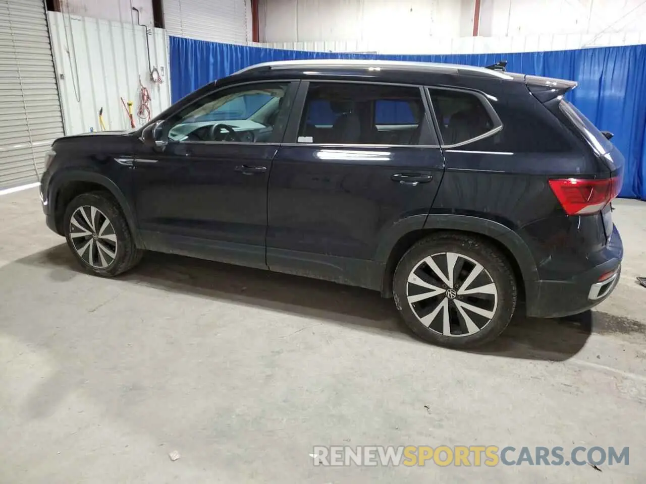 2 fotografías del automóvil dañado 3VVEX7B26PM305875 VOLKSWAGEN TAOS SE 2023