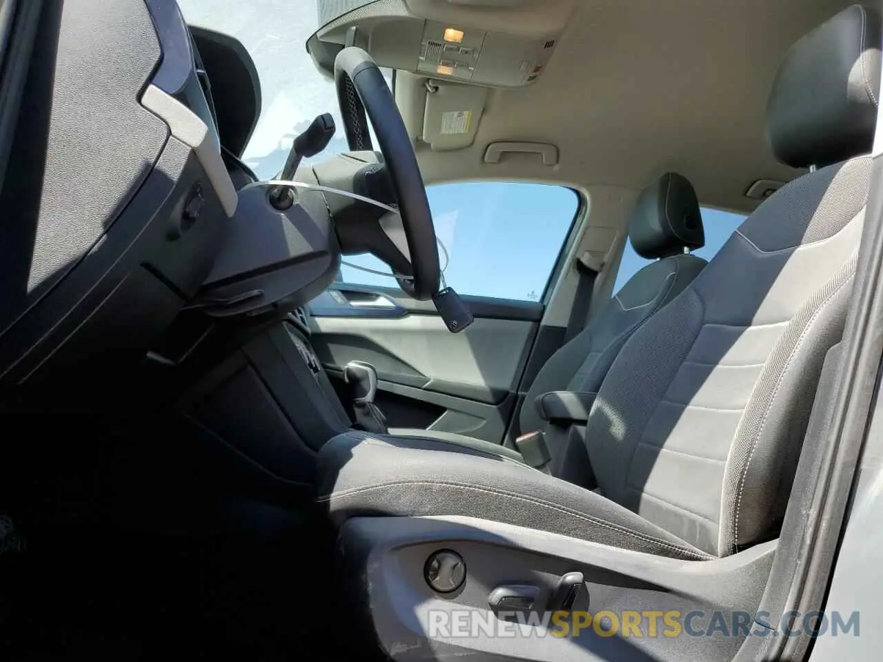 7 fotografías del automóvil dañado 3VVSX7B24PM344659 VOLKSWAGEN TAOS SE 2023