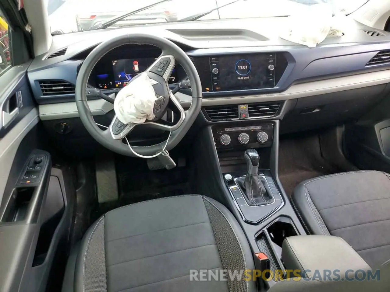 8 fotografías del automóvil dañado 3VVSX7B29PM311270 VOLKSWAGEN TAOS SE 2023