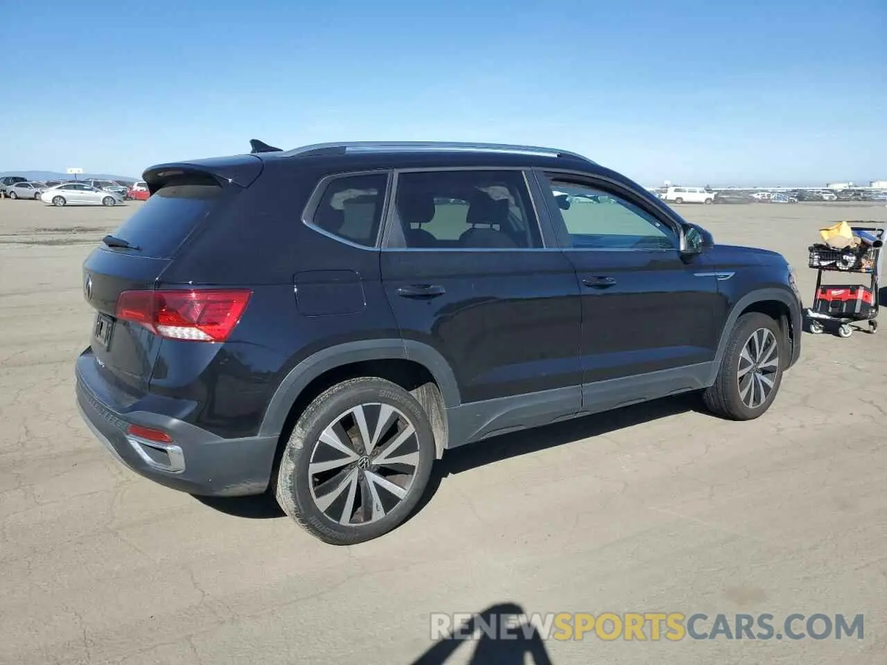 3 fotografías del automóvil dañado 3VVSX7B2XPM339014 VOLKSWAGEN TAOS SE 2023