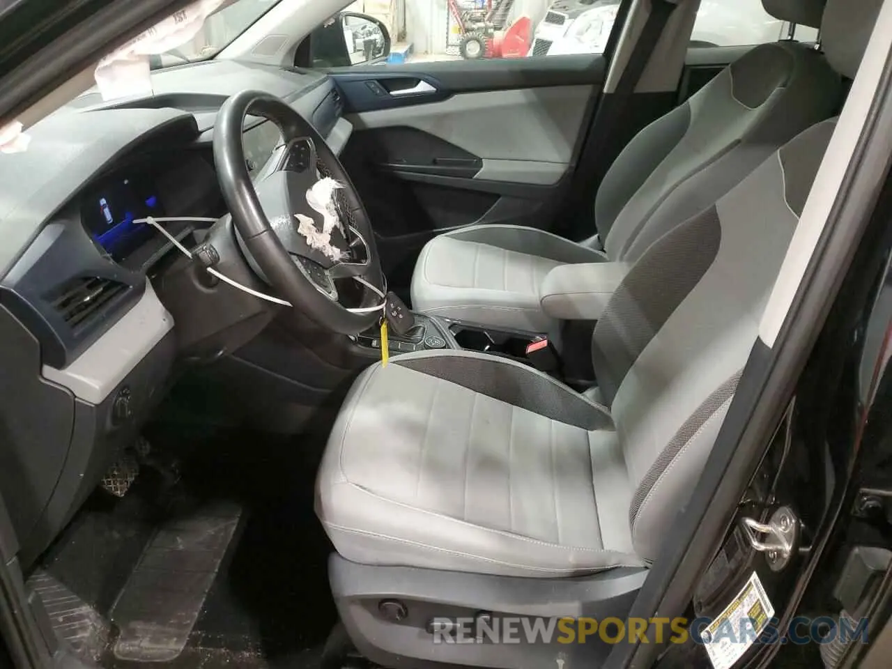 7 fotografías del automóvil dañado 3VVUX7B20PM370202 VOLKSWAGEN TAOS SE 2023