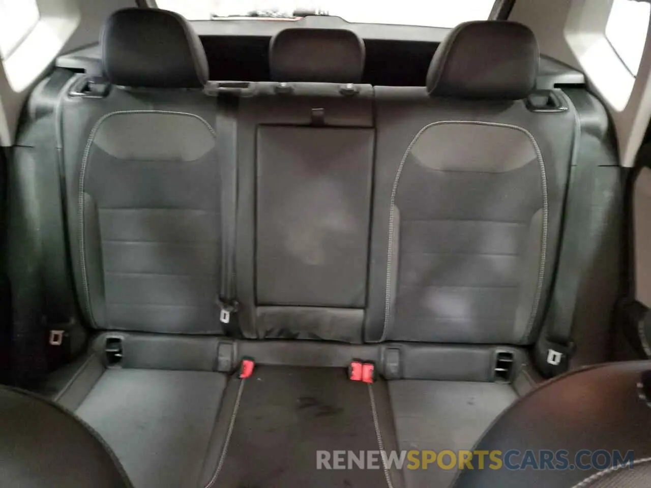 10 fotografías del automóvil dañado 3VVUX7B2XPM370823 VOLKSWAGEN TAOS SE 2023