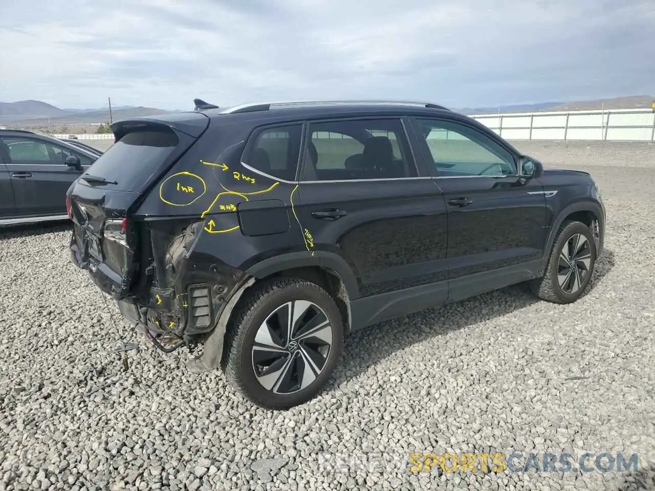 3 fotografías del automóvil dañado 3VVVX7B28PM358321 VOLKSWAGEN TAOS SE 2023
