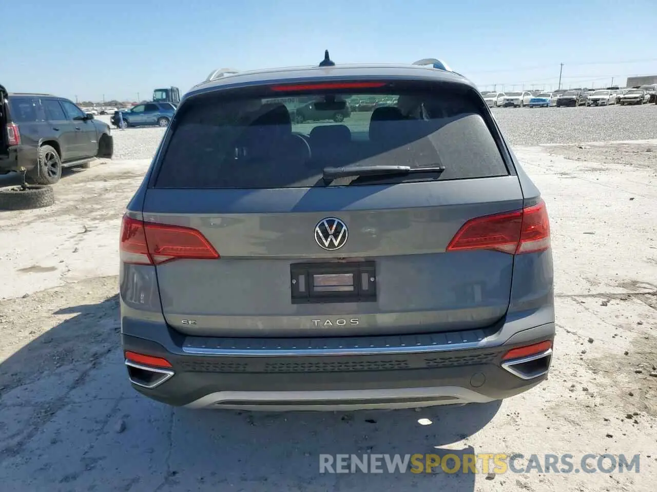 6 fotografías del automóvil dañado 3VVEX7B21RM105067 VOLKSWAGEN TAOS SE 2024