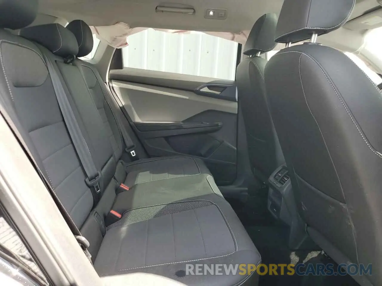 11 fotografías del automóvil dañado 3VVEX7B22RM129667 VOLKSWAGEN TAOS SE 2024