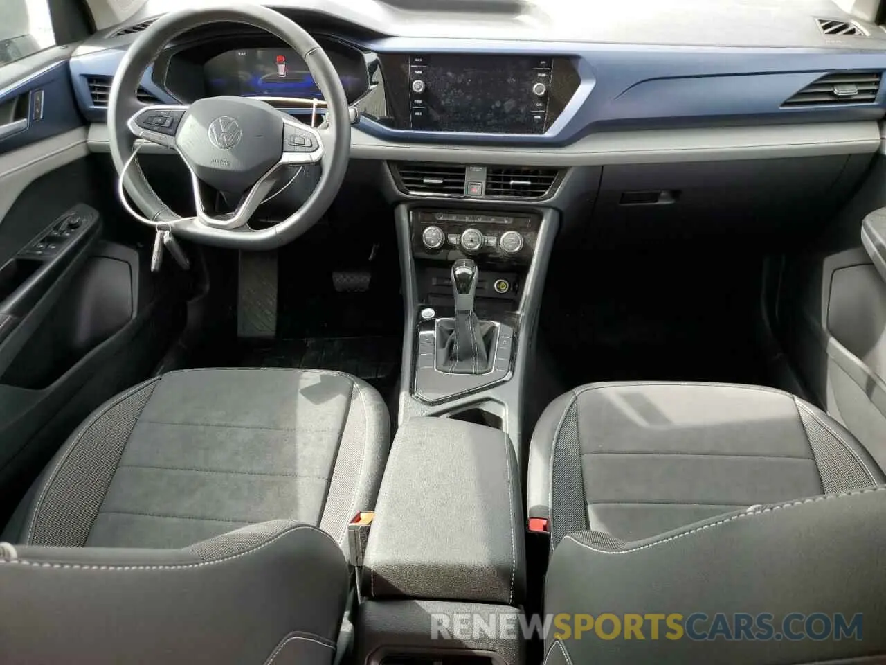 8 fotografías del automóvil dañado 3VVEX7B25RM010172 VOLKSWAGEN TAOS SE 2024