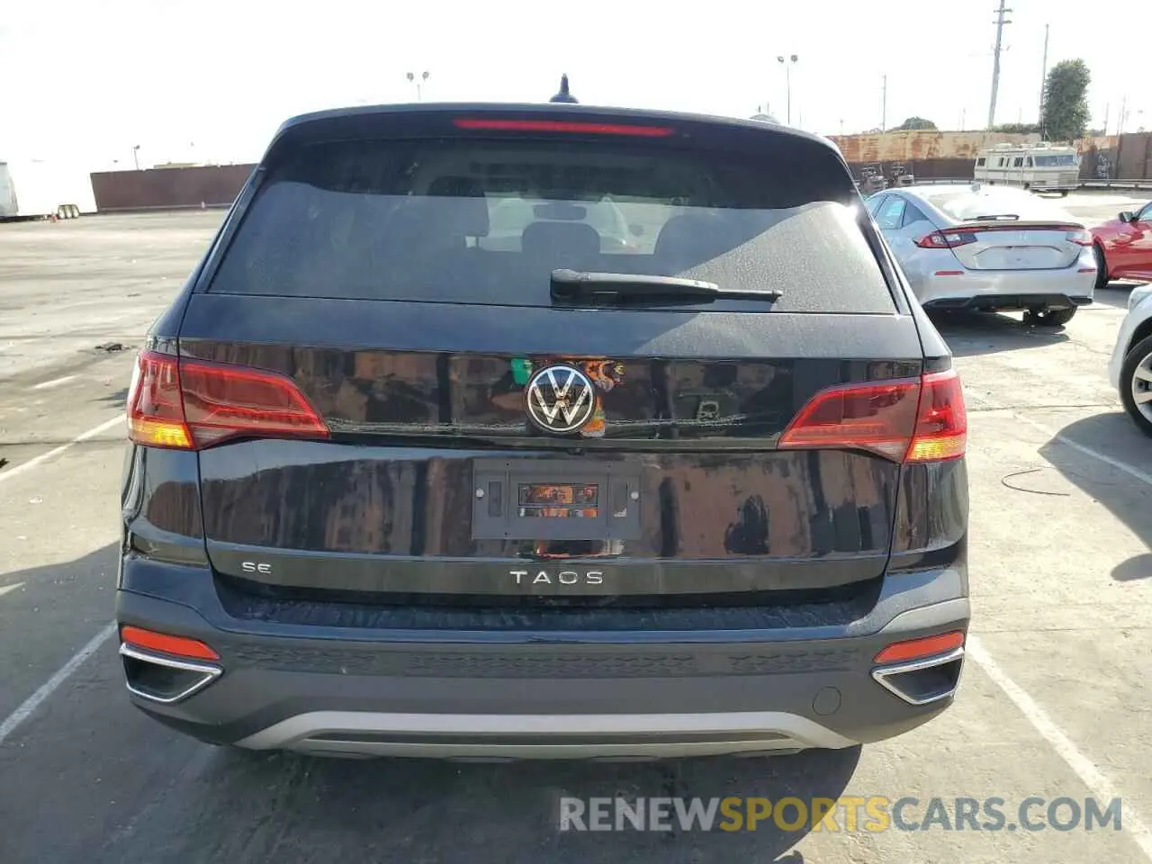 6 fotografías del automóvil dañado 3VVEX7B28RM051086 VOLKSWAGEN TAOS SE 2024