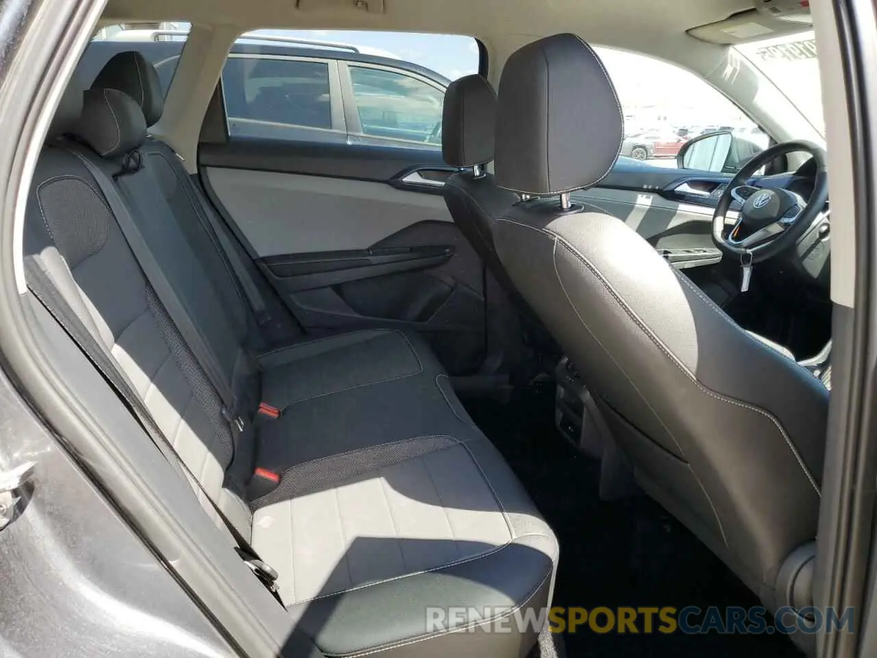 11 fotografías del automóvil dañado 3VVSX7B20RM012706 VOLKSWAGEN TAOS SE 2024