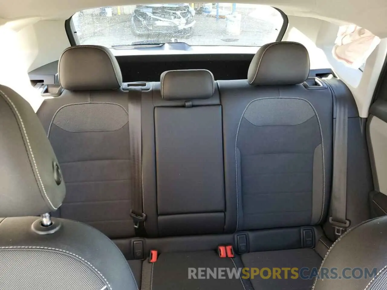 10 fotografías del automóvil dañado 3VVSX7B20RM034253 VOLKSWAGEN TAOS SE 2024