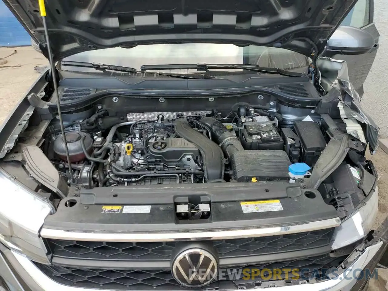 12 fotografías del automóvil dañado 3VVSX7B20RM034673 VOLKSWAGEN TAOS SE 2024