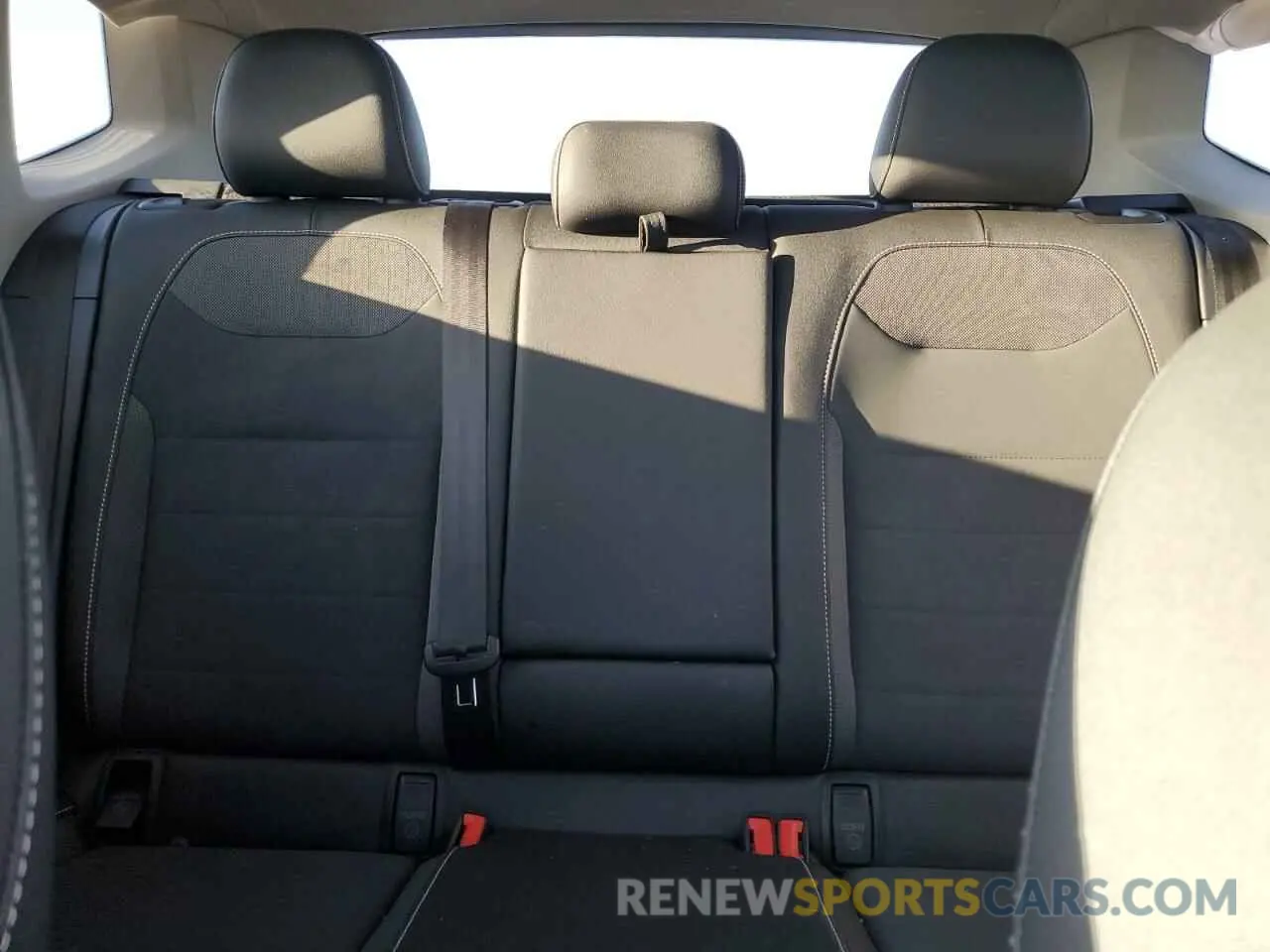 10 fotografías del automóvil dañado 3VVSX7B24RM026351 VOLKSWAGEN TAOS SE 2024