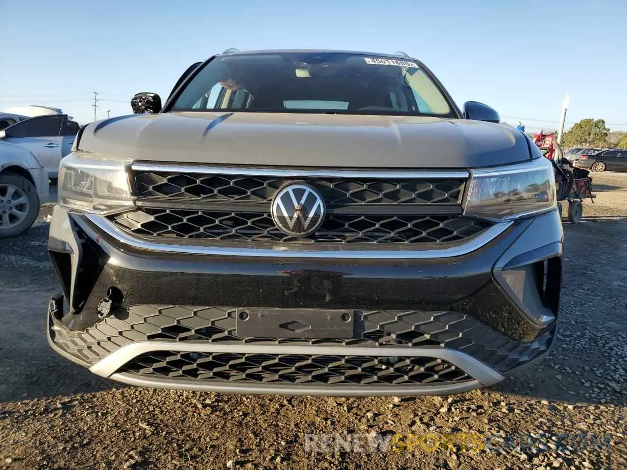 5 fotografías del automóvil dañado 3VVSX7B24RM026351 VOLKSWAGEN TAOS SE 2024