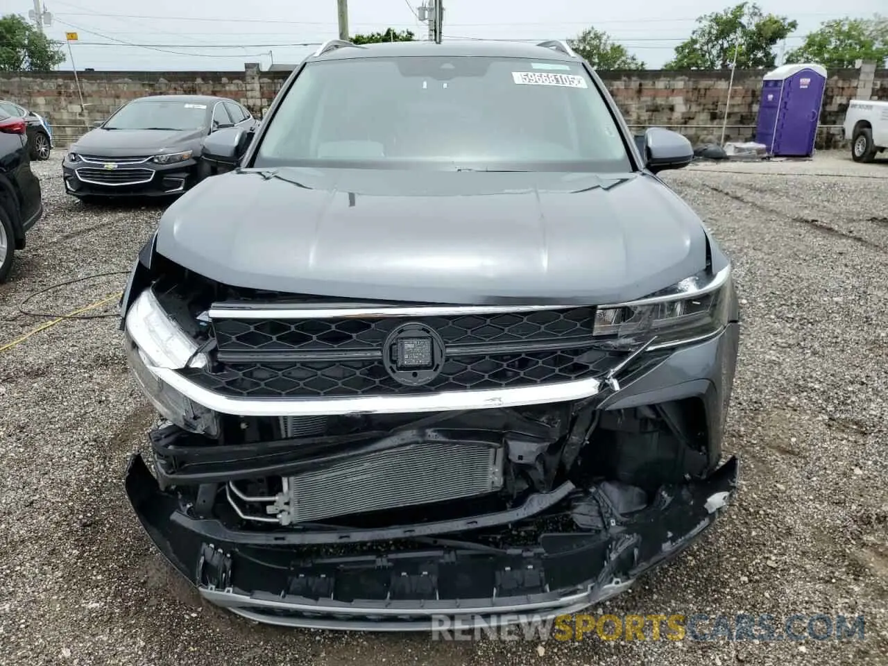 5 fotografías del automóvil dañado 3VVSX7B24RM131777 VOLKSWAGEN TAOS SE 2024