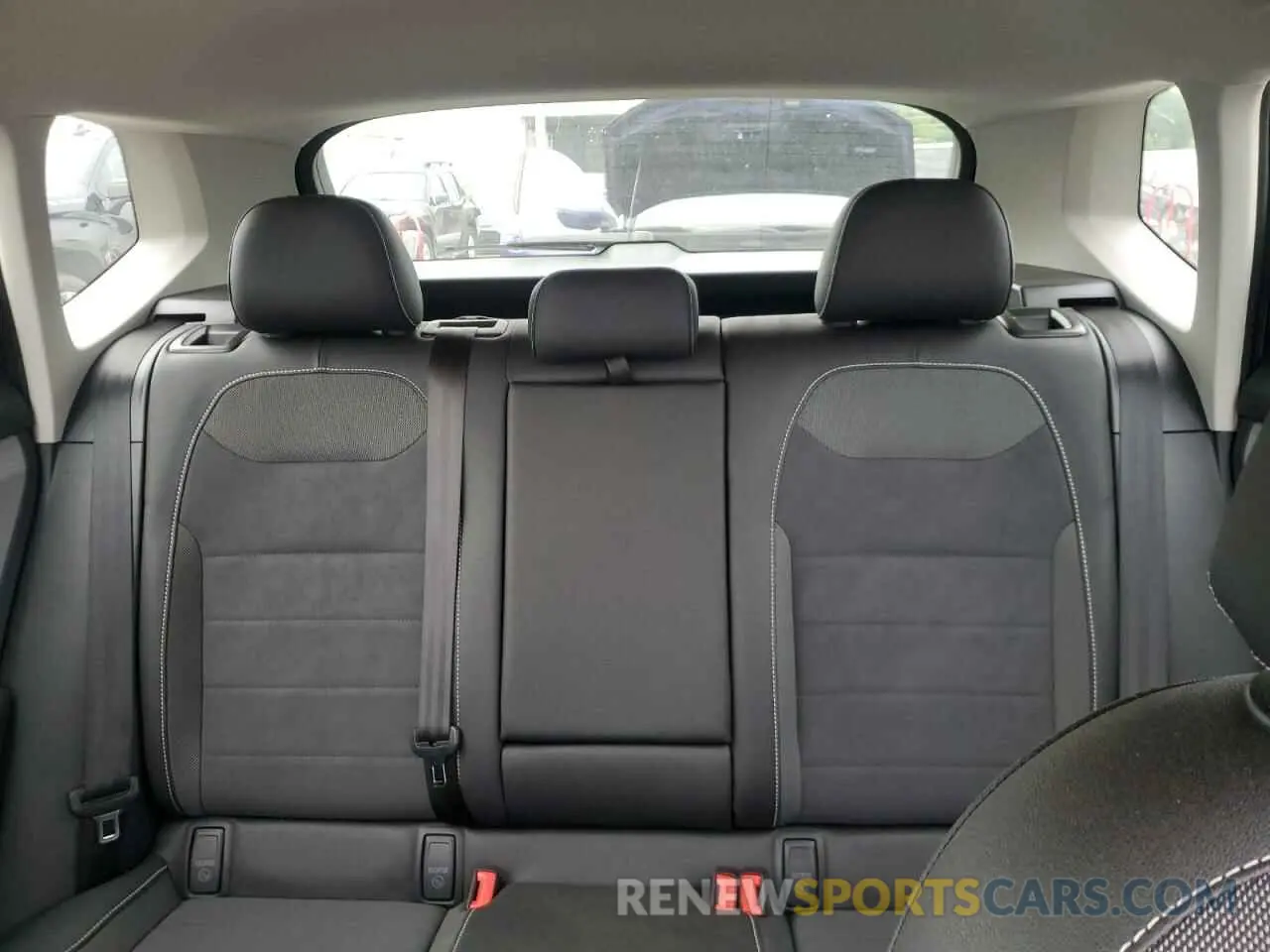 10 fotografías del automóvil dañado 3VVSX7B27RM031978 VOLKSWAGEN TAOS SE 2024