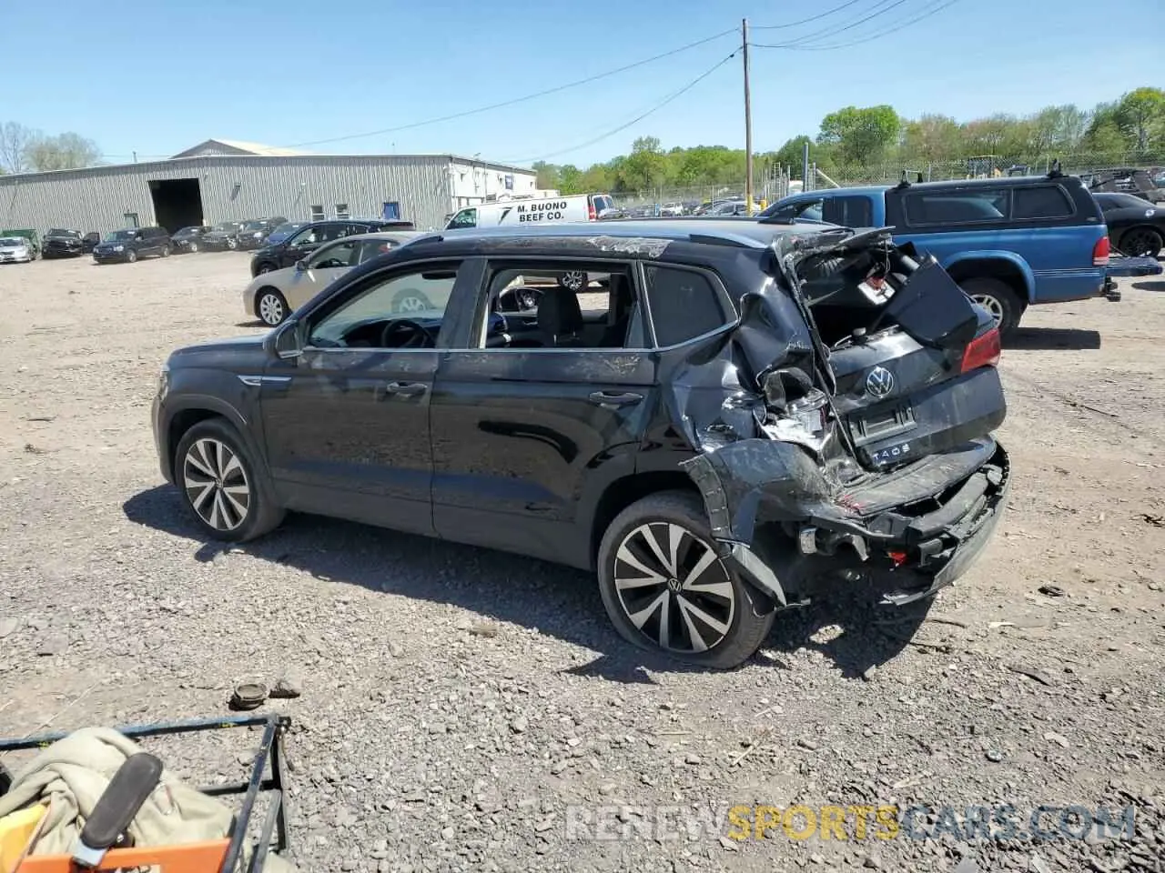 2 fotografías del automóvil dañado 3VVSX7B28RM026367 VOLKSWAGEN TAOS SE 2024