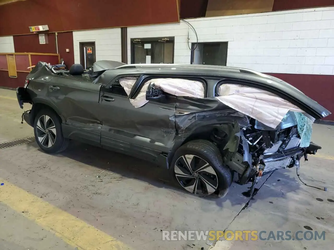 4 fotografías del automóvil dañado 3VVUX7B25RM117850 VOLKSWAGEN TAOS SE 2024