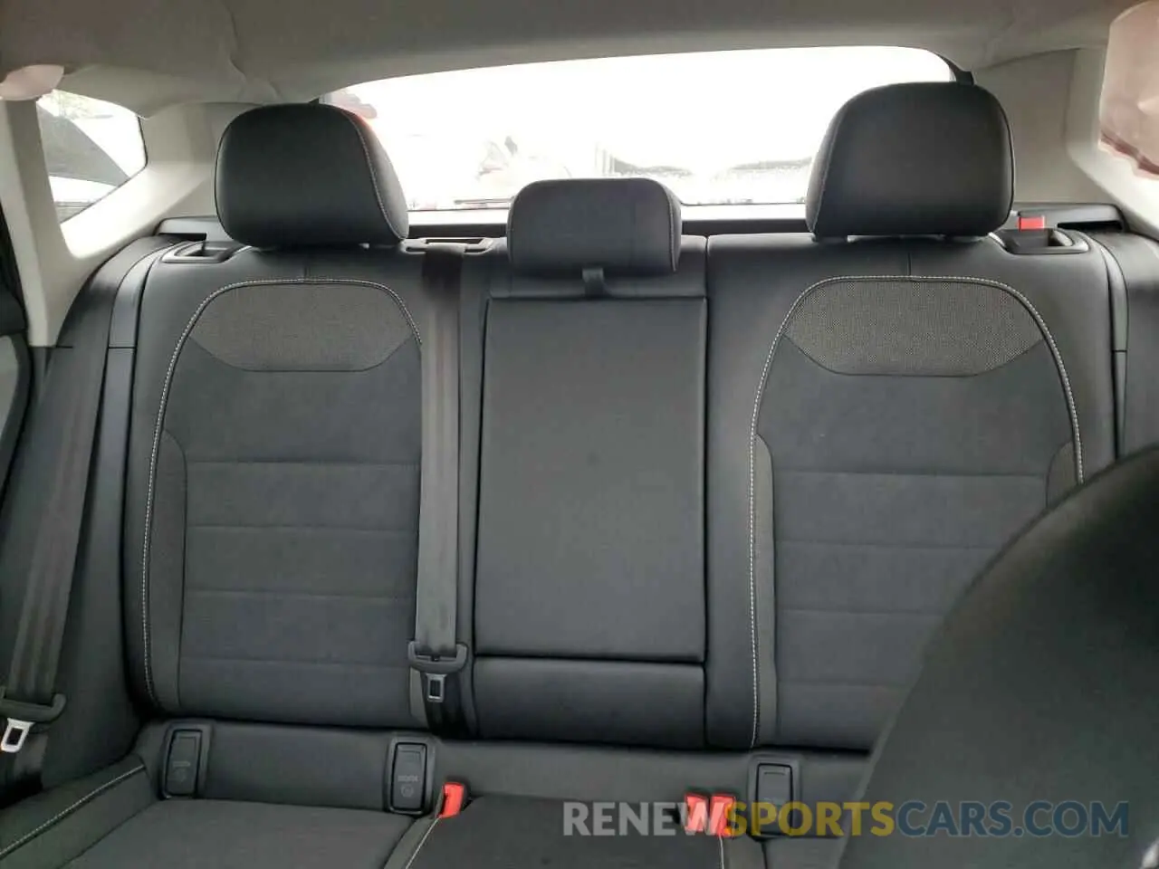 10 fotografías del automóvil dañado 3VVUX7B25RM118271 VOLKSWAGEN TAOS SE 2024