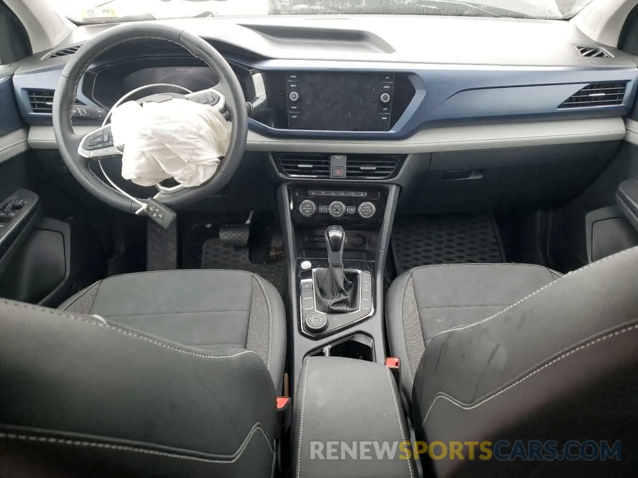 8 fotografías del automóvil dañado 3VVUX7B25RM118271 VOLKSWAGEN TAOS SE 2024